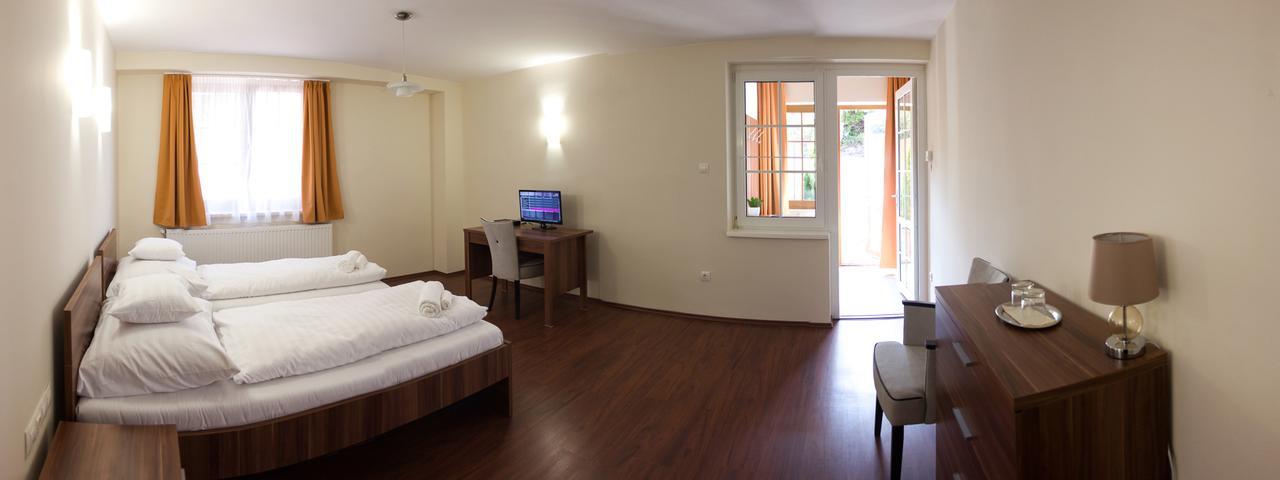 M1 Szeker Csarda Hotel Es Etterem Obarok Dış mekan fotoğraf